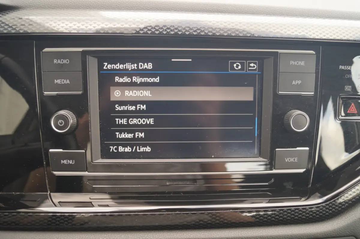 1.0 TSI Life -AIRCO-LED-ACC-CARPLAY-