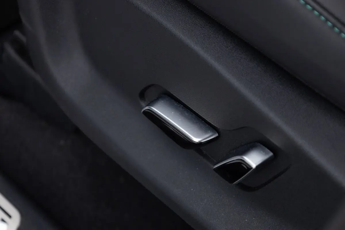 1.5 T DM-i AWD Design 324PK | PANORAMADAK | CARPLAY | LEDER | ECC | PHEV