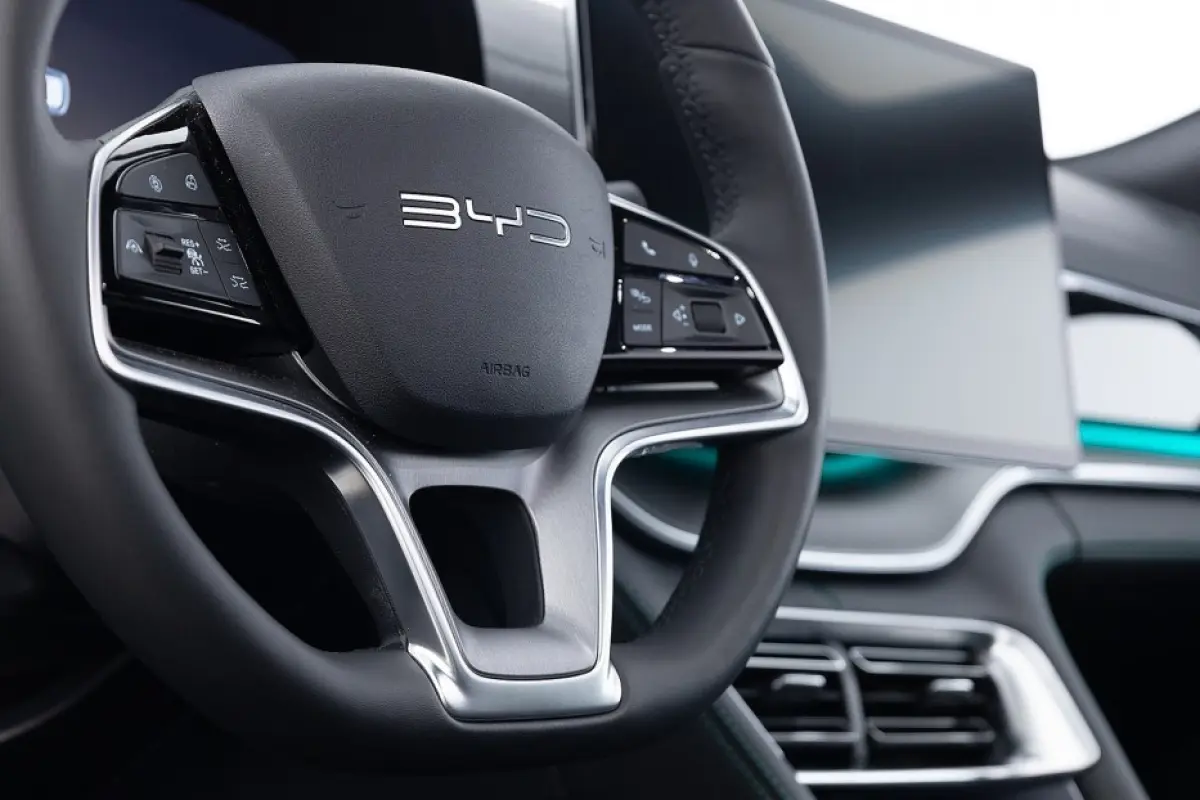 1.5 T DM-i AWD Design 324PK | PANORAMADAK | CARPLAY | LEDER | ECC | PHEV