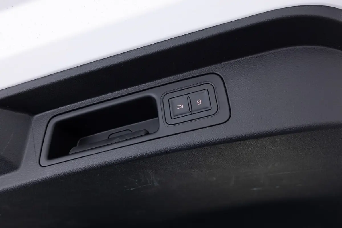 1.5 T DM-i AWD Design 324PK | PANORAMADAK | CARPLAY | LEDER | ECC | PHEV