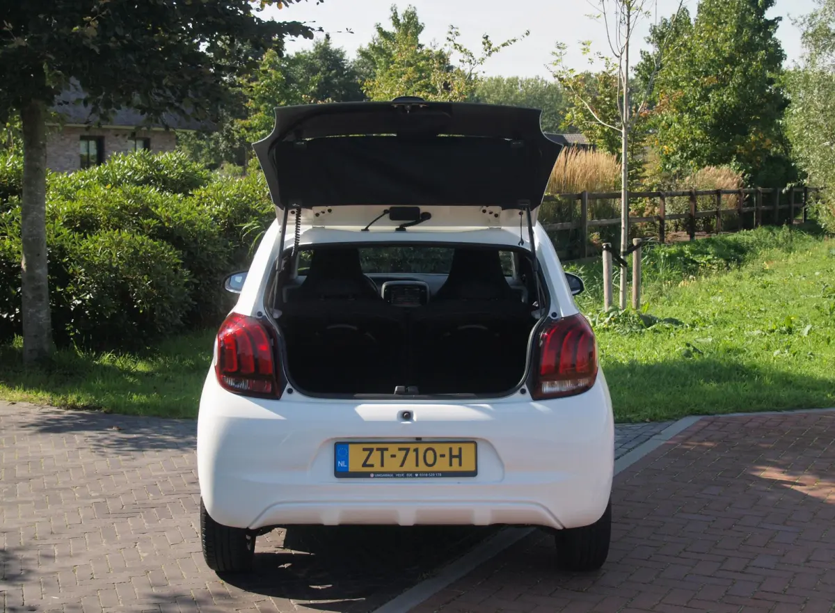 1.0 e-VTi Active | Camera | Apple Carplay | DAB | Airco | 14 Inch lichtmetalen velgen | NL-Auto |