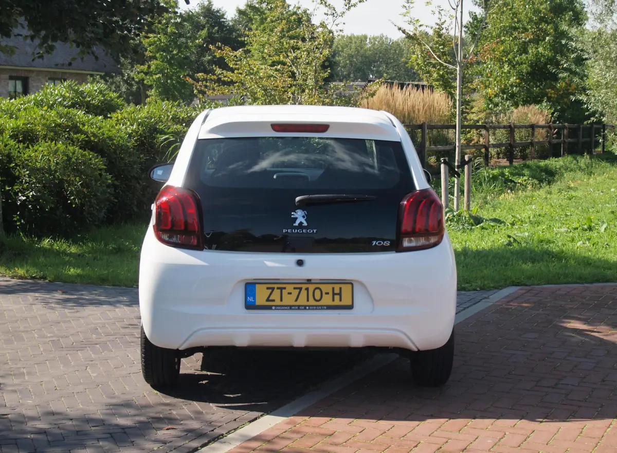 1.0 e-VTi Active | Camera | Apple Carplay | DAB | Airco | 14 Inch lichtmetalen velgen | NL-Auto |