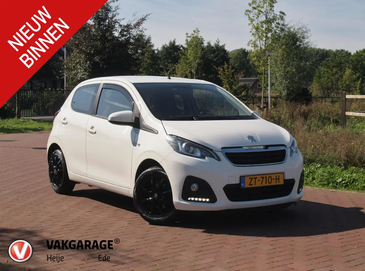 1.0 e-VTi Active | Camera | Apple Carplay | DAB | Airco | 14 Inch lichtmetalen velgen | NL-Auto |