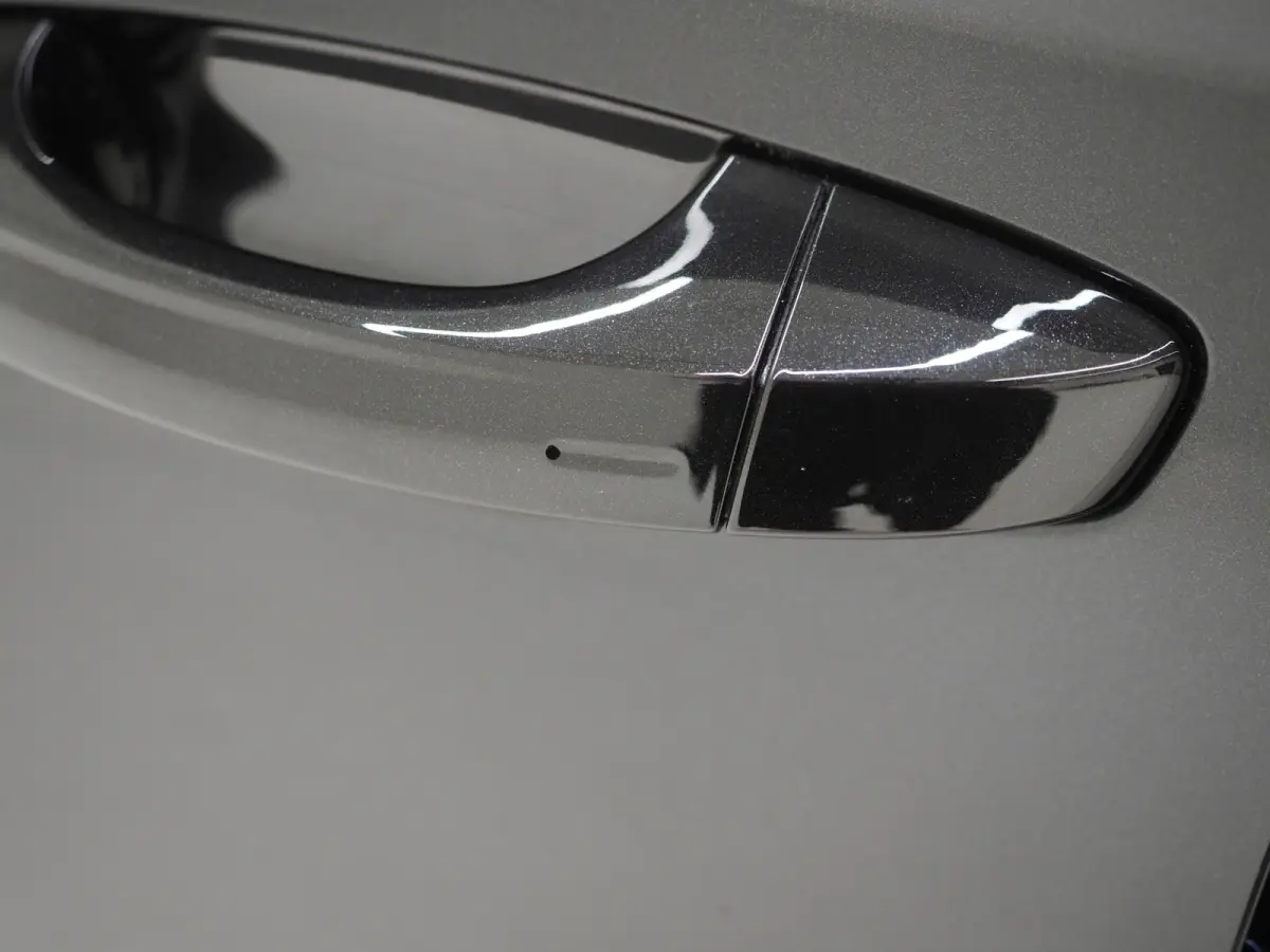 1.4 TSI iV Laurin & Klement | Panoramadak | Leder | Trekhaak | Stoelkoeling | Canton | Massage | 360 | Memory