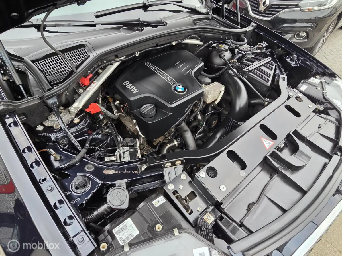 xDrive20i High Executive