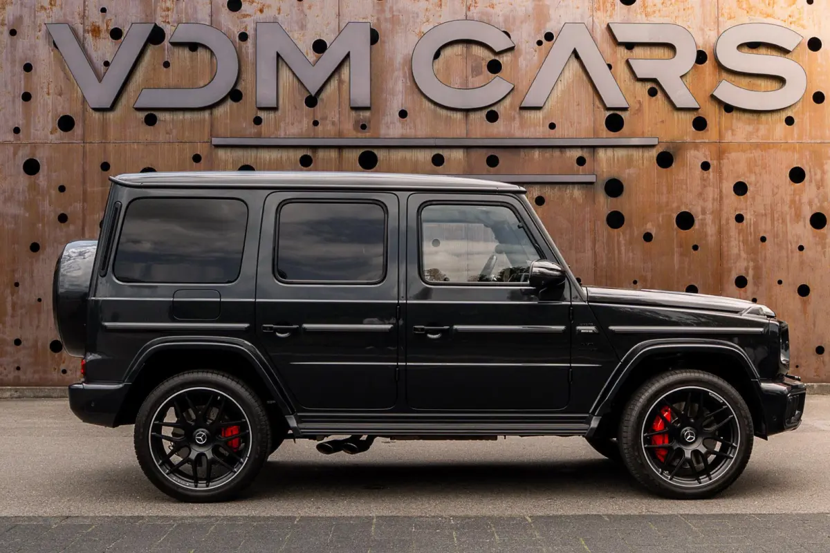 AMG 63 | Facelift | Performance Pack | Carbon | A22 | Track Pack | Superior |