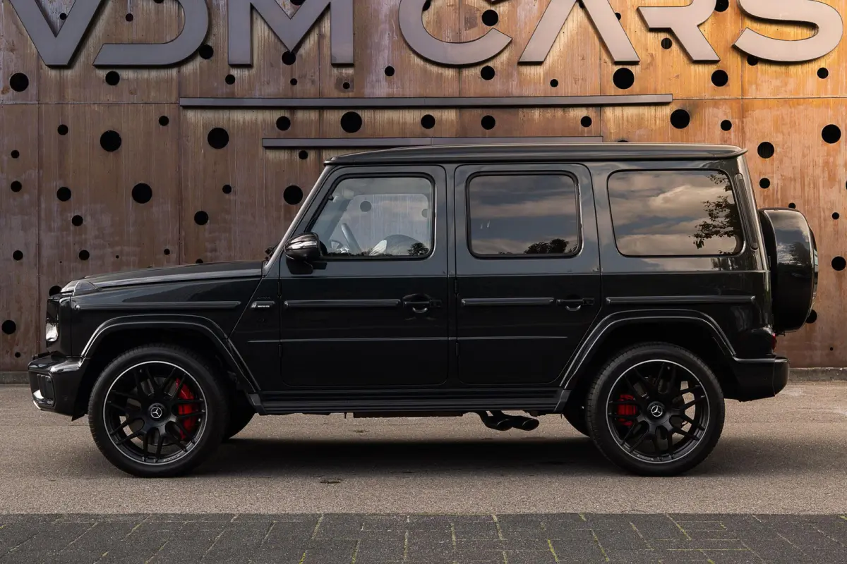 AMG 63 | Facelift | Performance Pack | Carbon | A22 | Track Pack | Superior |