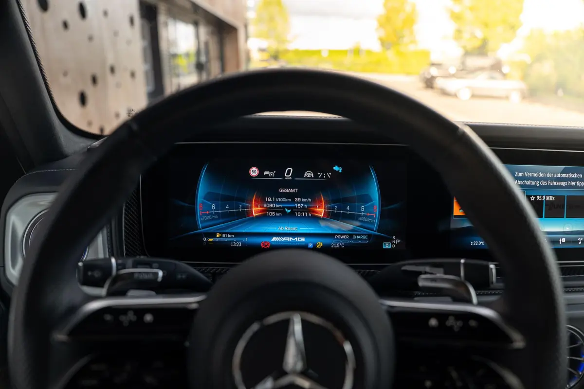 AMG 63 | Facelift | Performance Pack | Carbon | A22 | Track Pack | Superior |