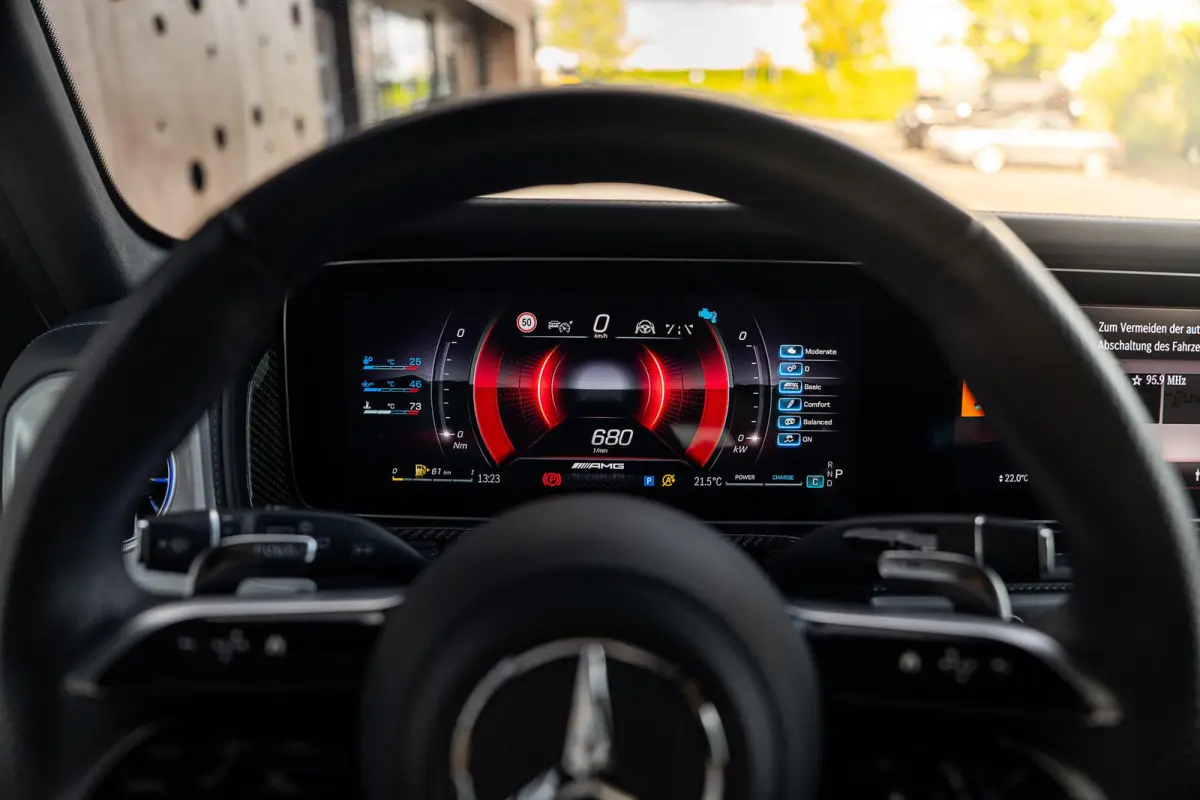AMG 63 | Facelift | Performance Pack | Carbon | A22 | Track Pack | Superior |