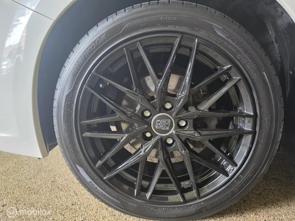 2.5i Sport Executive