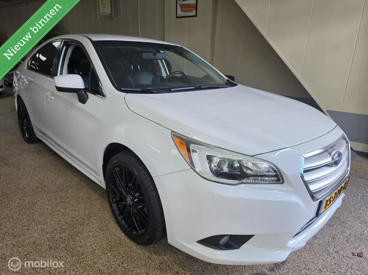 Subaru Legacy 2015 Benzine Automatisch leasen