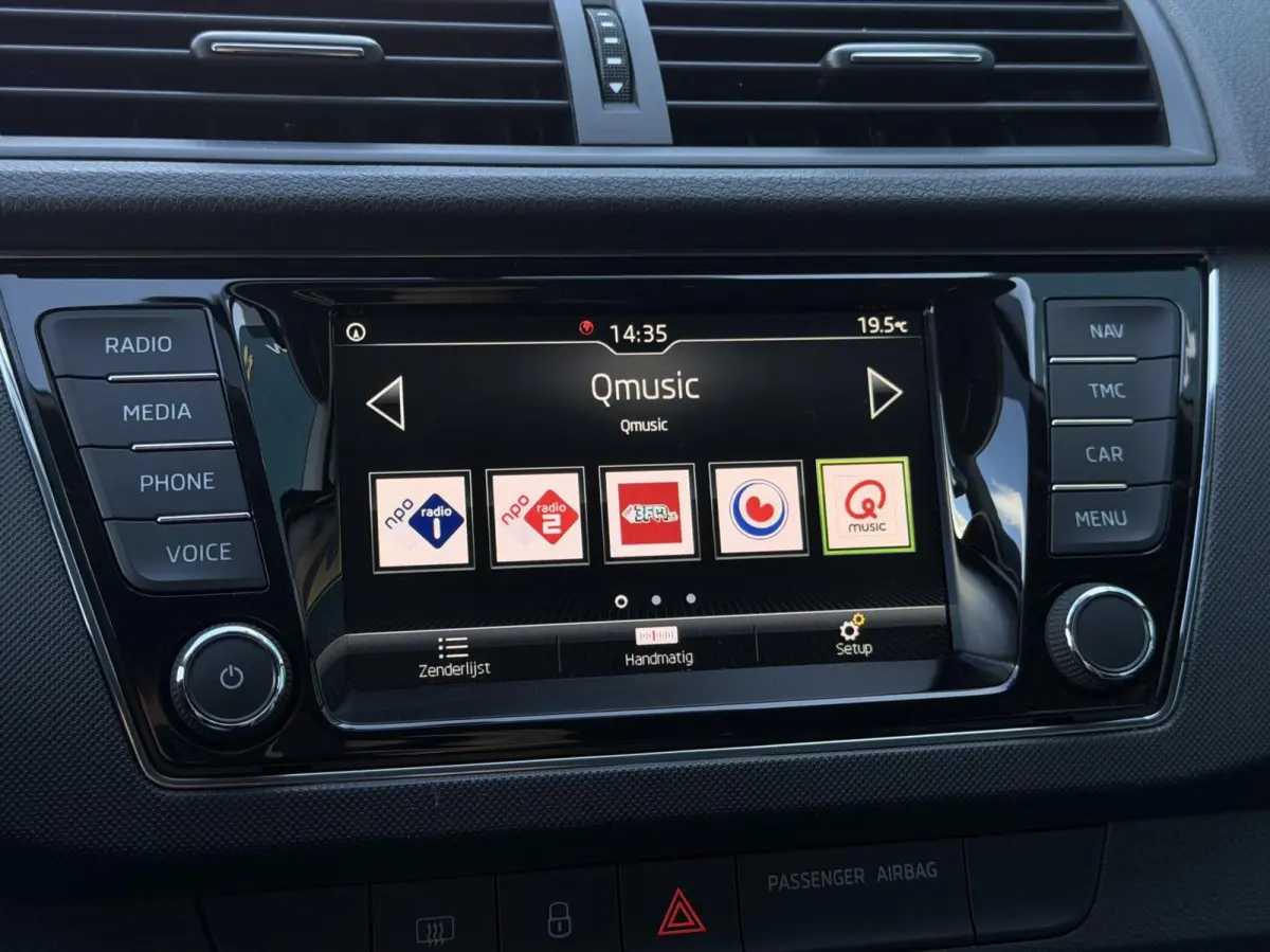 1.0 TSI Ambition Business TREKH | CRUISE | PDC | NAV | BLUETOOTH | NAP