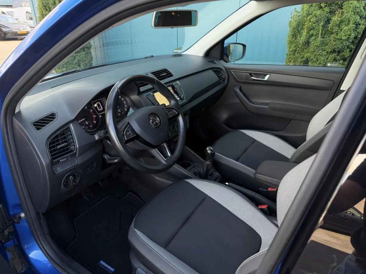 1.0 TSI Ambition Business TREKH | CRUISE | PDC | NAV | BLUETOOTH | NAP