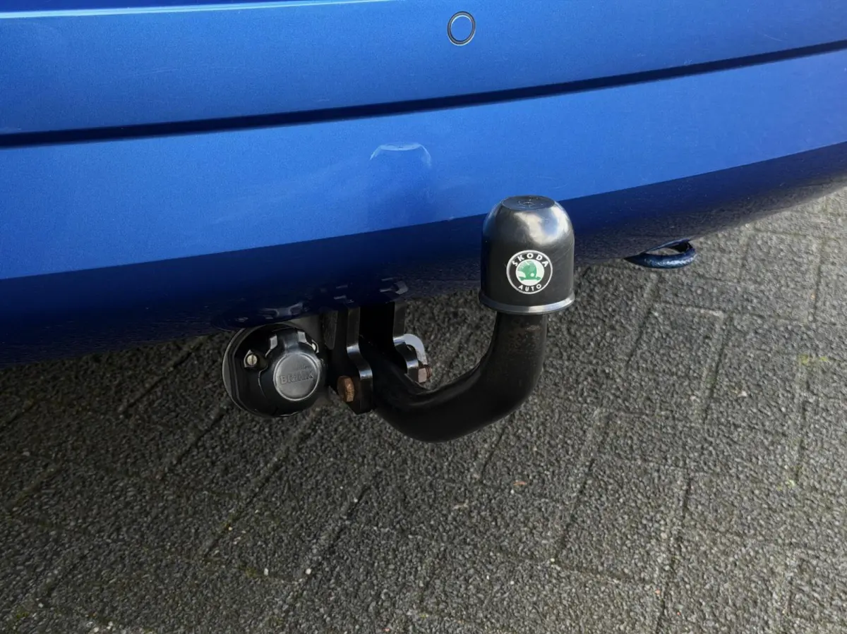 1.0 TSI Ambition Business TREKH | CRUISE | PDC | NAV | BLUETOOTH | NAP