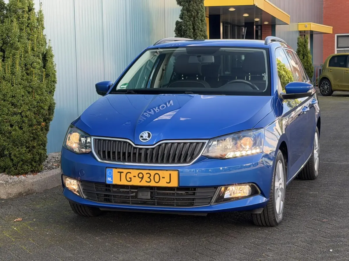 1.0 TSI Ambition Business TREKH | CRUISE | PDC | NAV | BLUETOOTH | NAP