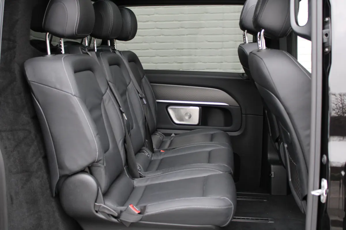 300d / DC / AMG / 4-Matic / Elec Stoelen / Luchtvering / Panorama / 360 Cam / Burmester / Vol Opties / NIEUWSTAAT