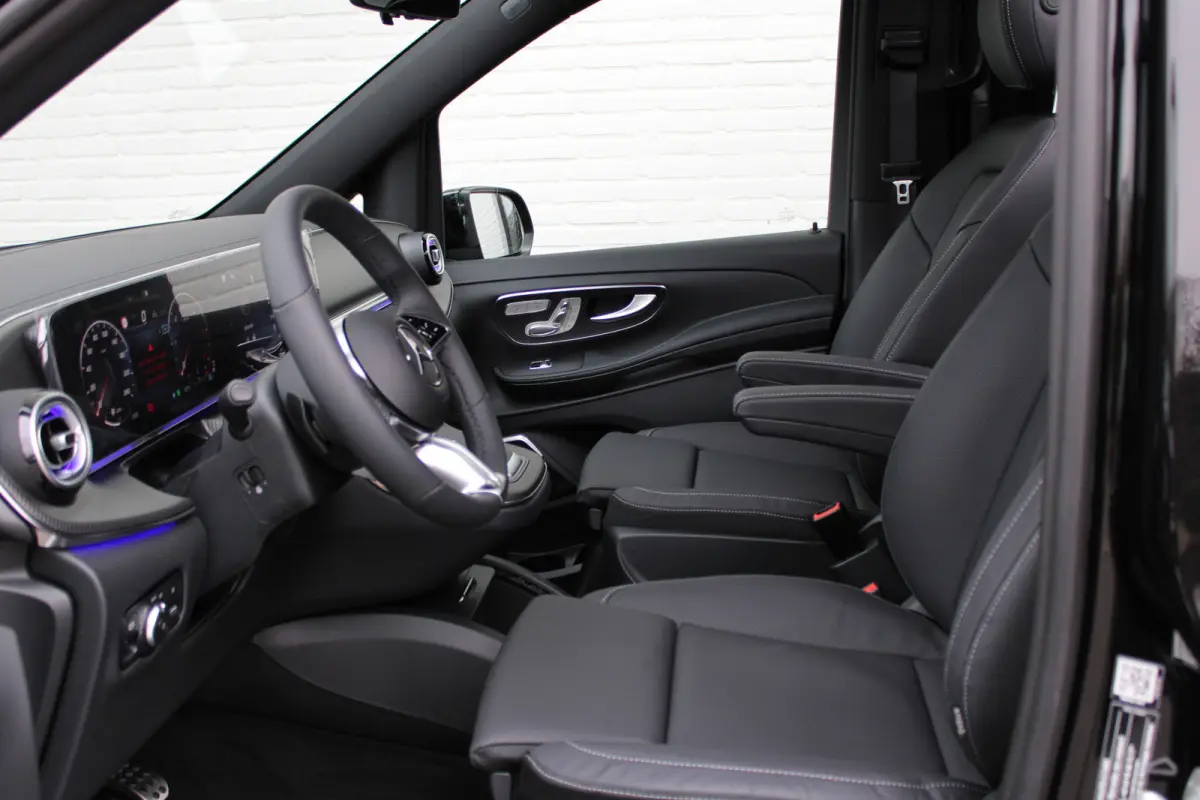 300d / DC / AMG / 4-Matic / Elec Stoelen / Luchtvering / Panorama / 360 Cam / Burmester / Vol Opties / NIEUWSTAAT