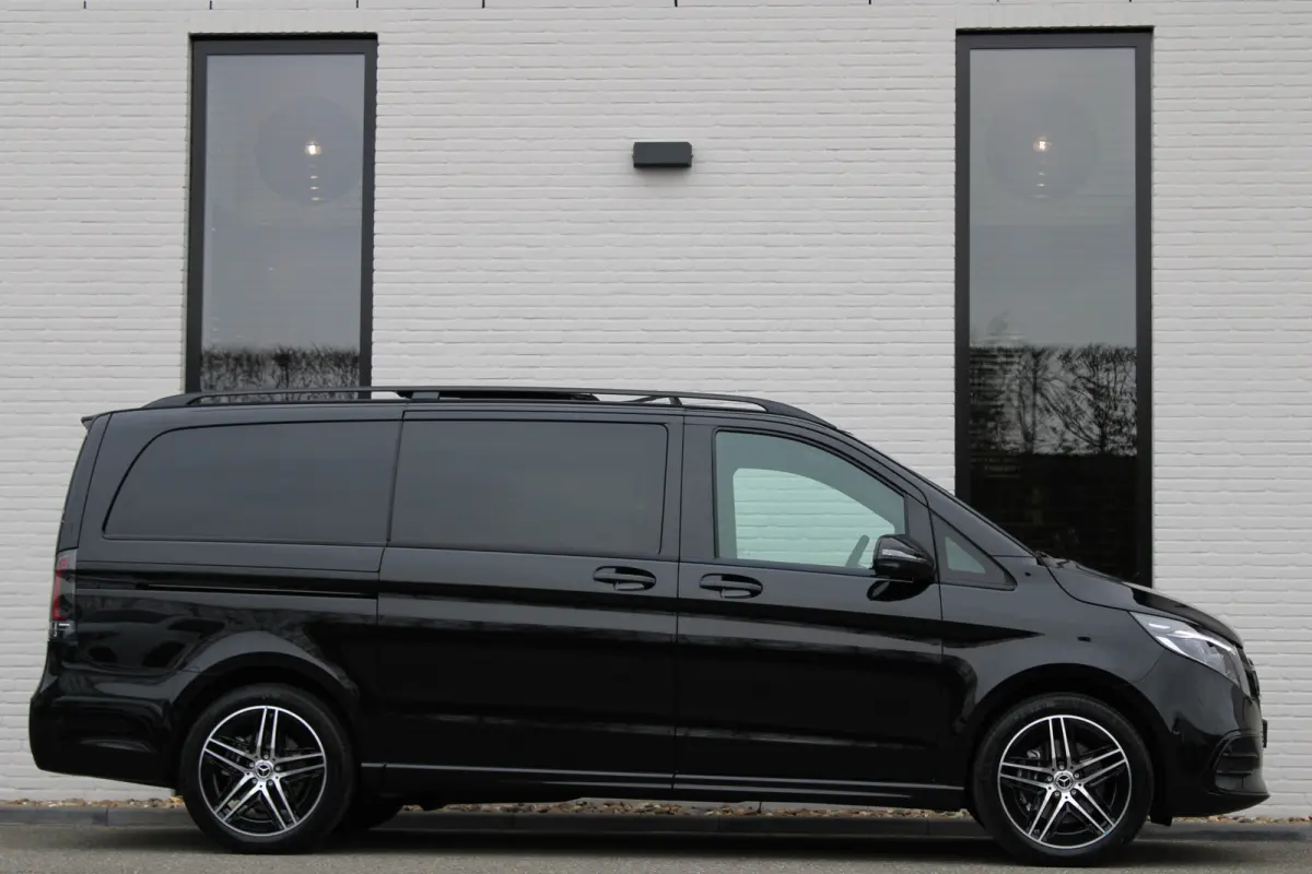 300d / DC / AMG / 4-Matic / Elec Stoelen / Luchtvering / Panorama / 360 Cam / Burmester / Vol Opties / NIEUWSTAAT