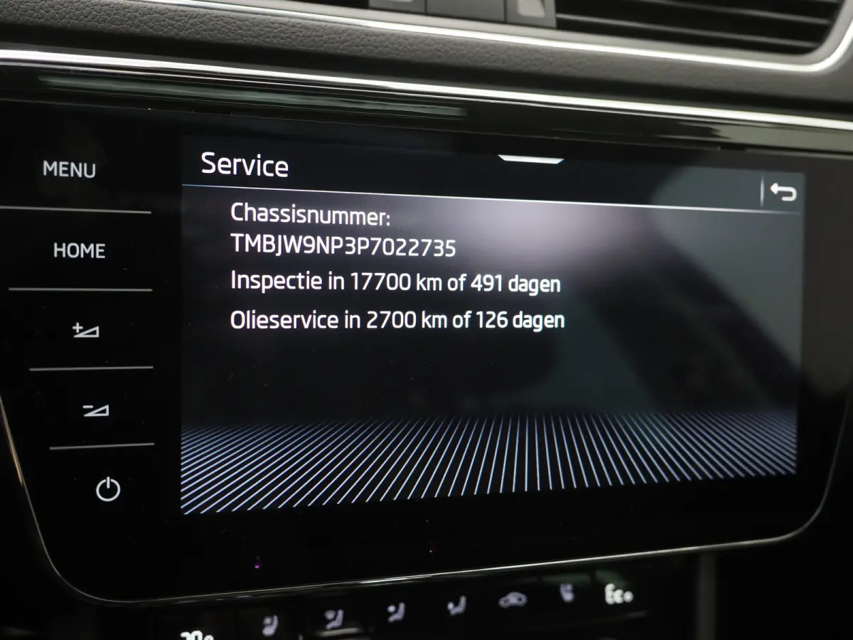 1.4 TSI iV Laurin & Klement | Panoramadak | Leder | Trekhaak | Stoelkoeling | Massage | Canton | 360 | Memory