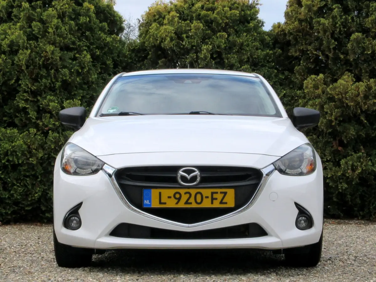 1.5 Skyactiv-G Nakama * Navi * Cruise * Pdc *