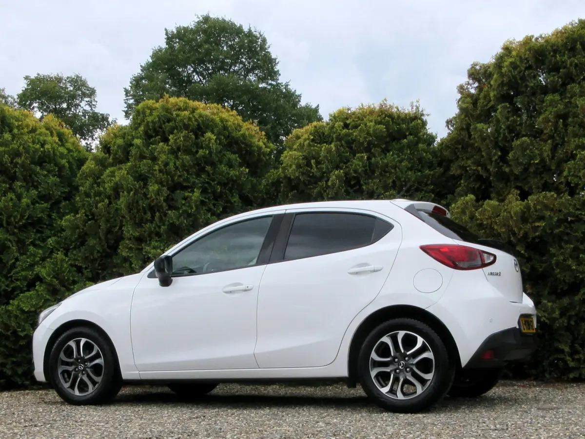 1.5 Skyactiv-G Nakama * Navi * Cruise * Pdc *