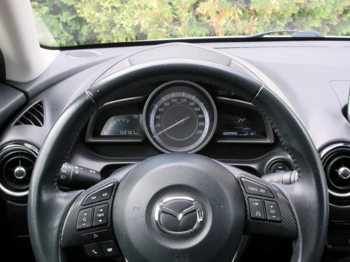 1.5 Skyactiv-G Nakama * Navi * Cruise * Pdc *