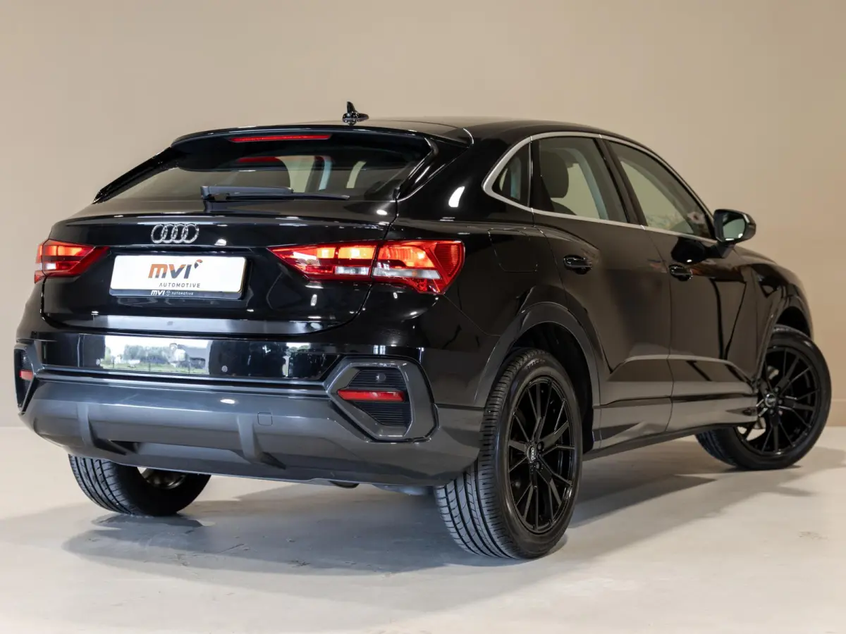 35 TFSI Business Edition / 150pk / Stuur verwarming / Dodehoek assistent / Automatische klimaatregeling /