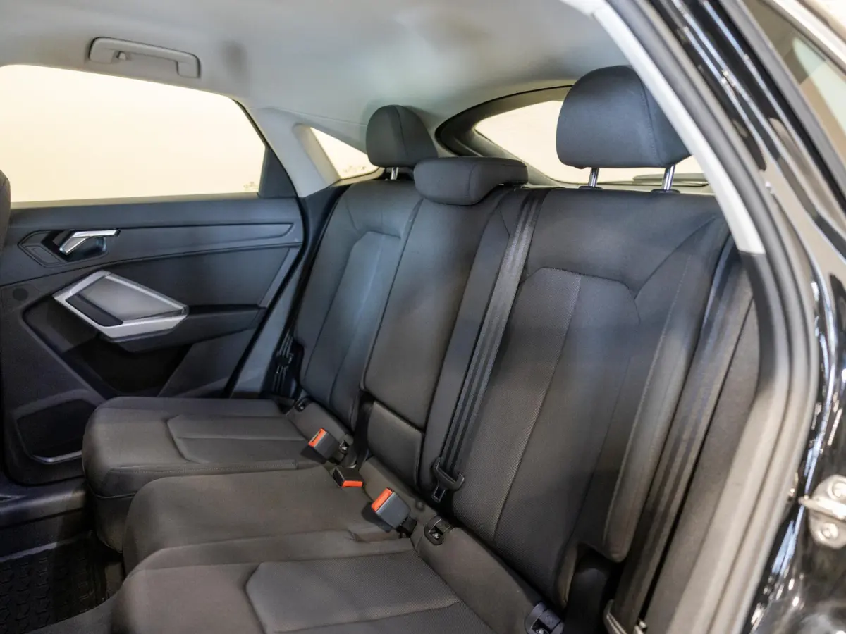 35 TFSI Business Edition / 150pk / Stuur verwarming / Dodehoek assistent / Automatische klimaatregeling /
