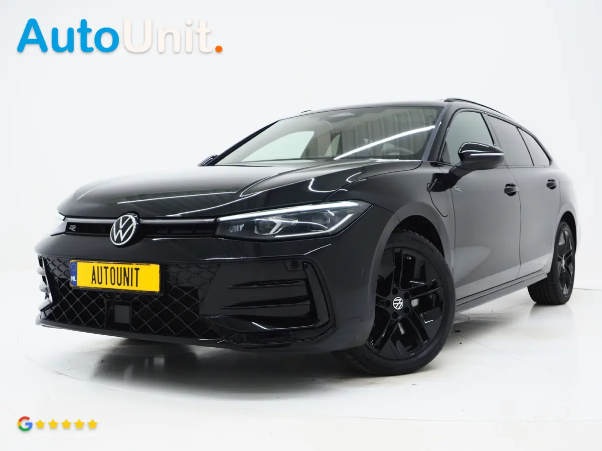 1.5 eHybrid R-Line Edition | 5 Jaar Garantie | Panoramadak | Trekhaak | Massage | 360 | HUD | Sfeerlicht | Keyless