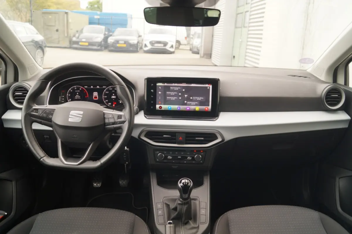 1.0 EcoTSI Style Business Intense -NAVI-ECC-PDC-DIGI-