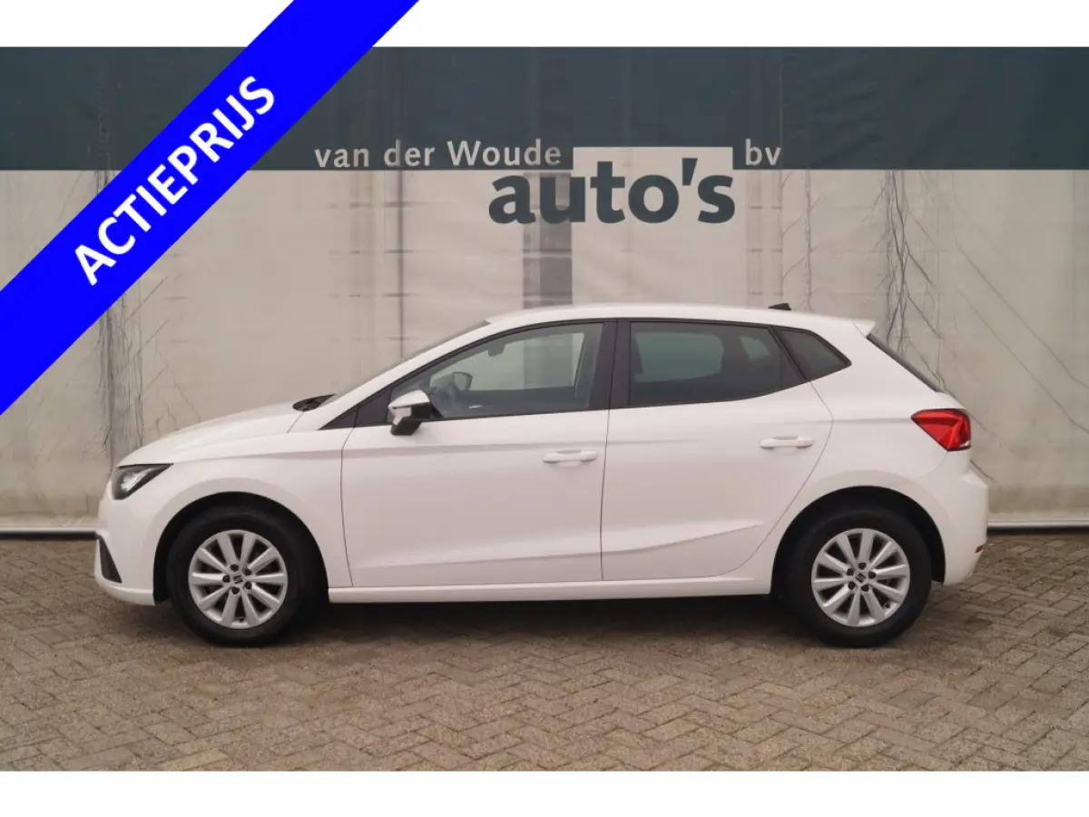 1.0 EcoTSI Style Business Intense -NAVI-ECC-PDC-DIGI-
