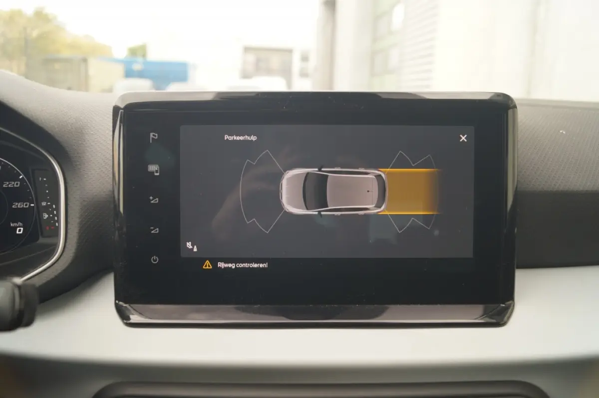 1.0 EcoTSI Style Business Intense -NAVI-ECC-PDC-DIGI-