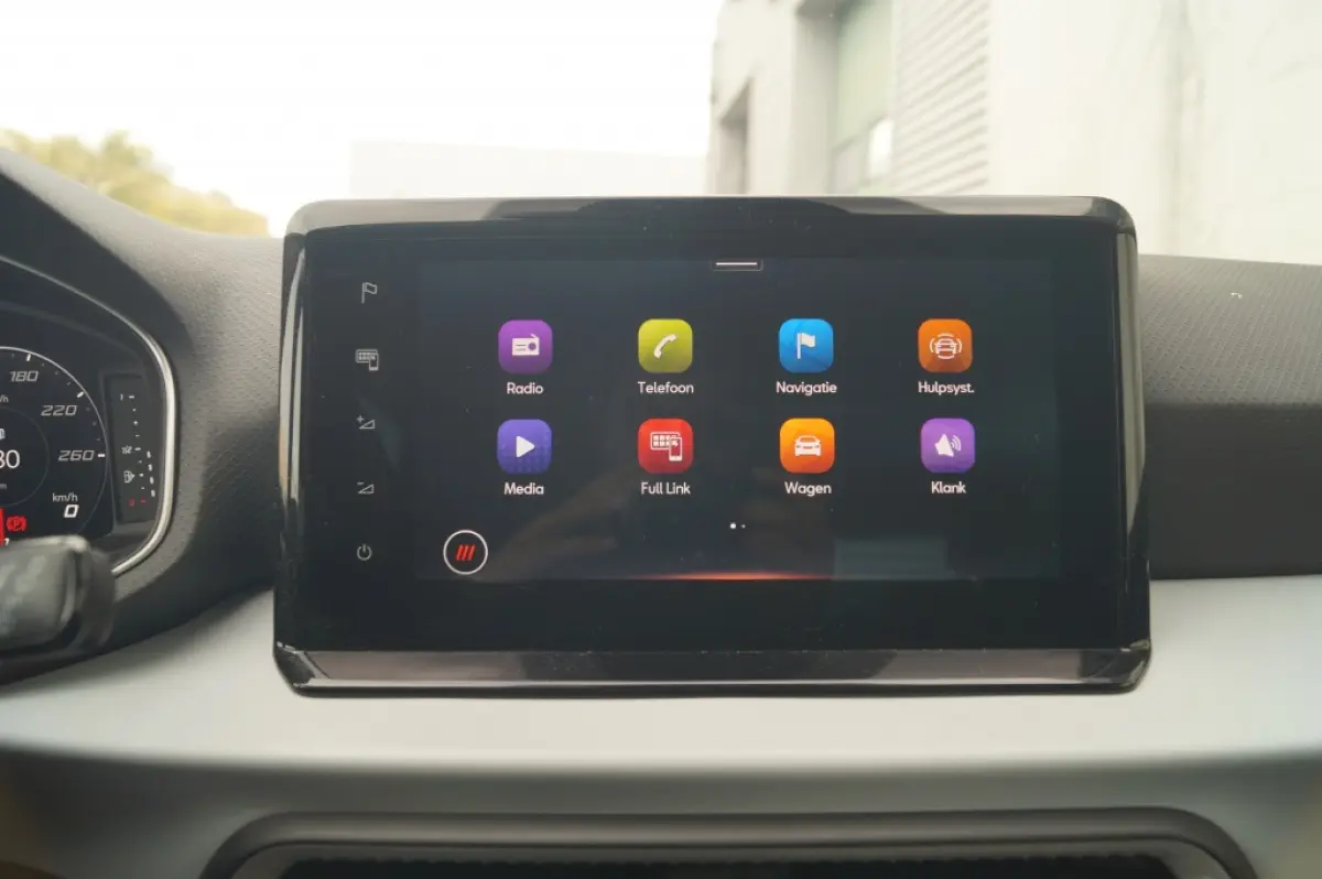 1.0 EcoTSI Style Business Intense -NAVI-ECC-PDC-DIGI-