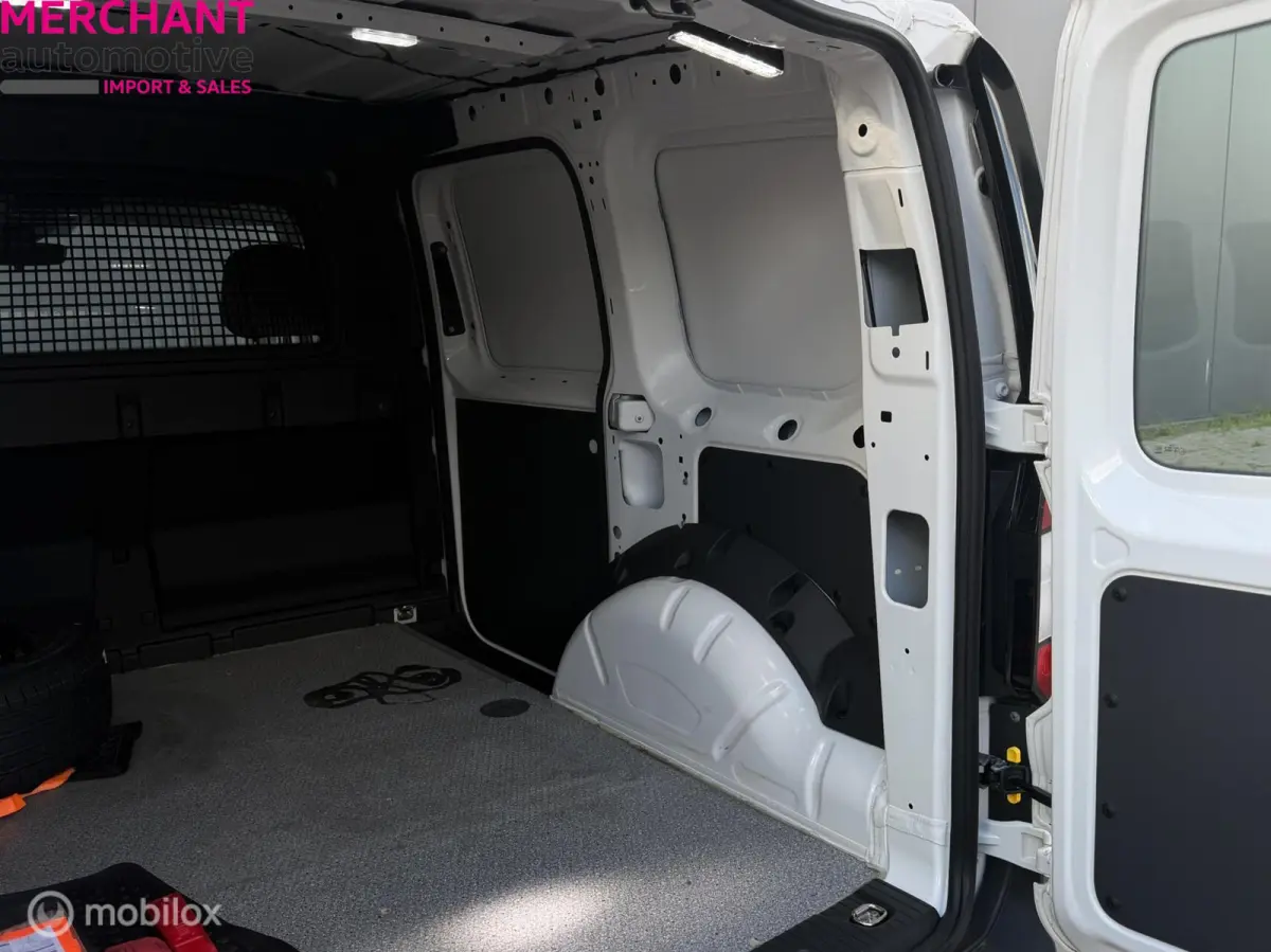 |ACC|Handgeschakeld |102PK 2.0 TDI|
