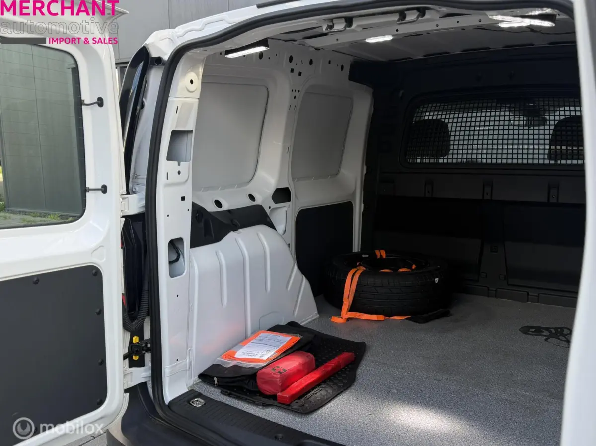 |ACC|Handgeschakeld |102PK 2.0 TDI|