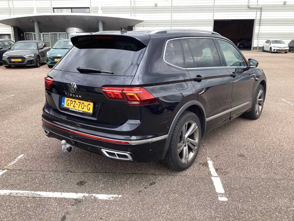 1.5 TSI 150 pk R-Line Business 7pers. 7-DSG | Trekhaak wegklapbaar |  Apple Carplay | Stoel\stuur verwarming |