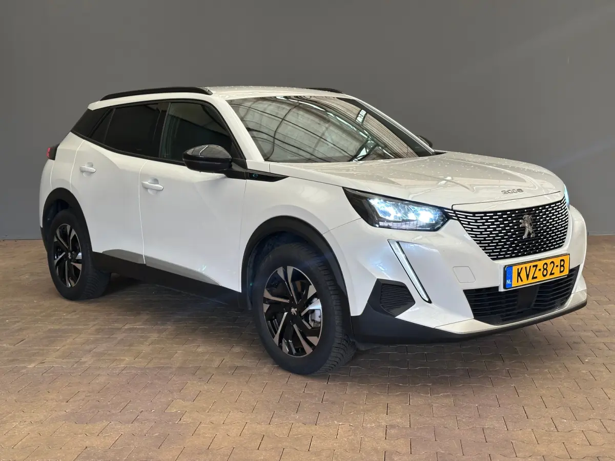EV Allure Pack 50 kWh Camera | Digitaal Dashboard | 17" Lichtmetaal | Carplay | Climate Control | Cruise | DAB | LED | Parkeersensoren | Achteruitrijcamera | Airco (automatisch) | Apple Carp
