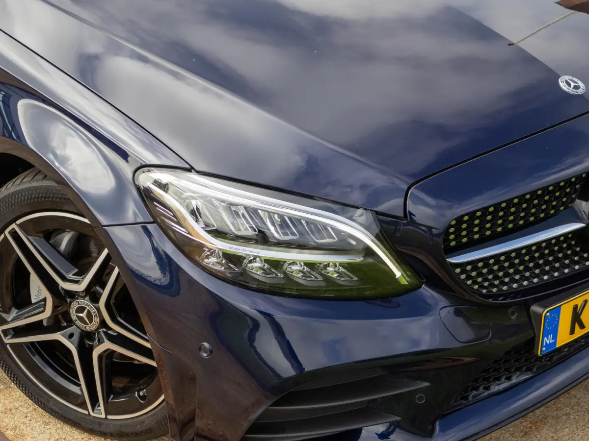 180 Business Solution AMG LED Pano Virtual cockpit