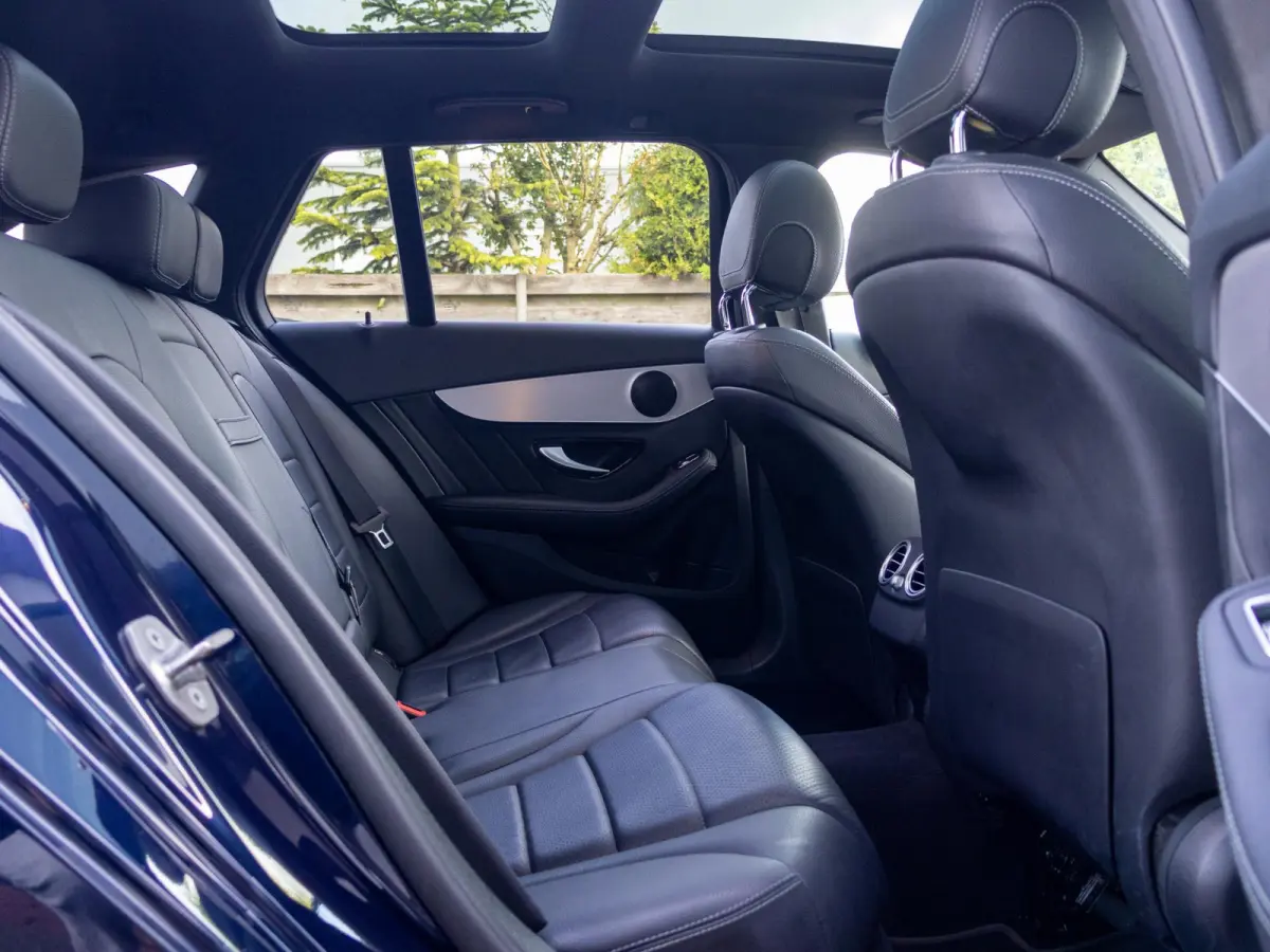 180 Business Solution AMG LED Pano Virtual cockpit