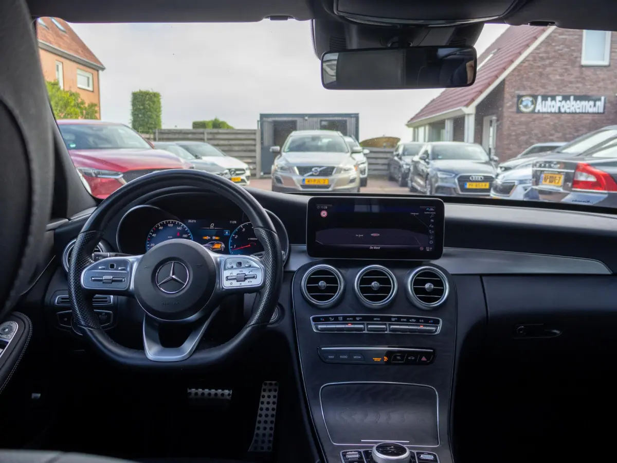 180 Business Solution AMG LED Pano Virtual cockpit