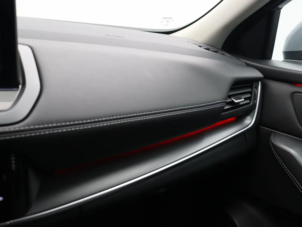 1.3 MHEV Xtronic N-Connecta | 360 Graden Camera | Stoel, Stuur en Voorruit Verwarming | Pilot Assist | Google Navigatie | Climate Control |