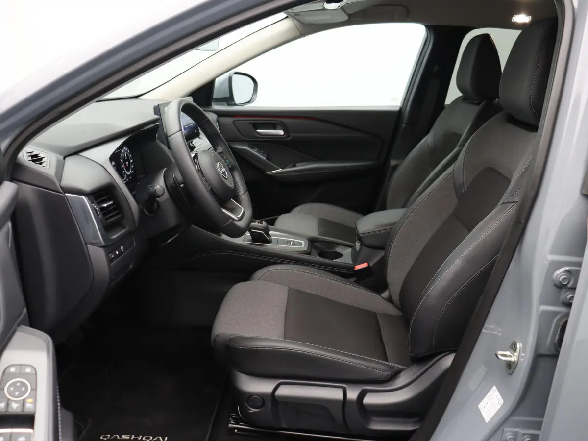 1.3 MHEV Xtronic N-Connecta | 360 Graden Camera | Stoel, Stuur en Voorruit Verwarming | Pilot Assist | Google Navigatie | Climate Control |