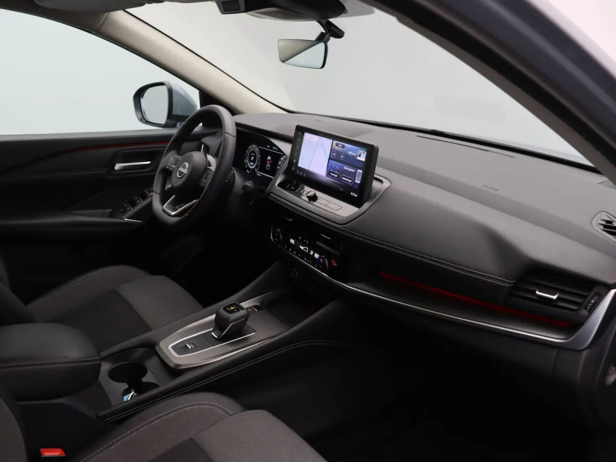 1.3 MHEV Xtronic N-Connecta | 360 Graden Camera | Stoel, Stuur en Voorruit Verwarming | Pilot Assist | Google Navigatie | Climate Control |