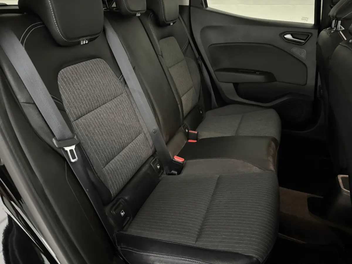 1.3 TCe Intens | Clima | Cruise | Virtual | Sfeer | Carplay | LED | Parkeersens.