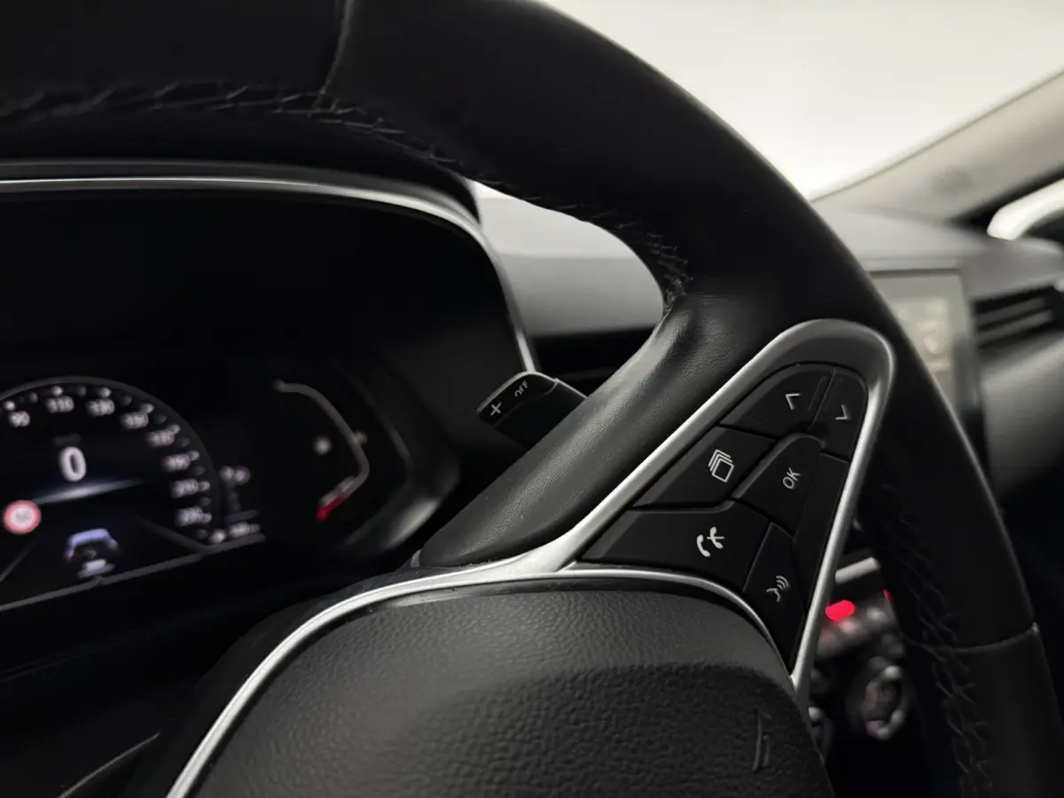 1.3 TCe Intens | Clima | Cruise | Virtual | Sfeer | Carplay | LED | Parkeersens.