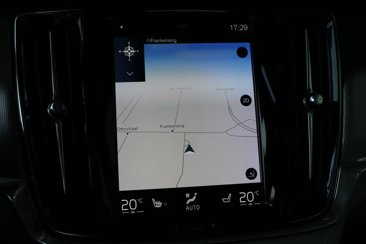 2.0 T8 AWD Inscription | 360°-camera | Achterbank elektrisch neerklapbaar | Achteropkomend verkeer waarschuwing