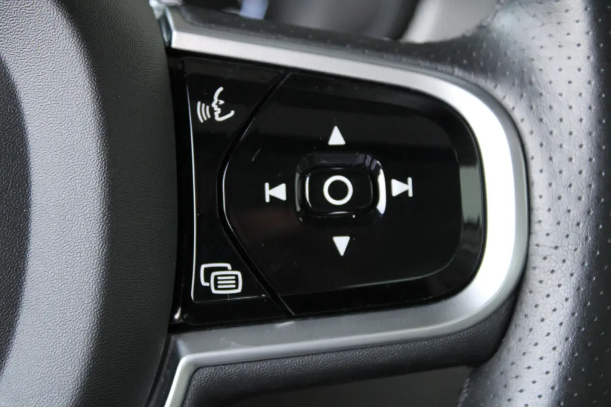 2.0 T8 AWD Inscription | 360°-camera | Achterbank elektrisch neerklapbaar | Achteropkomend verkeer waarschuwing