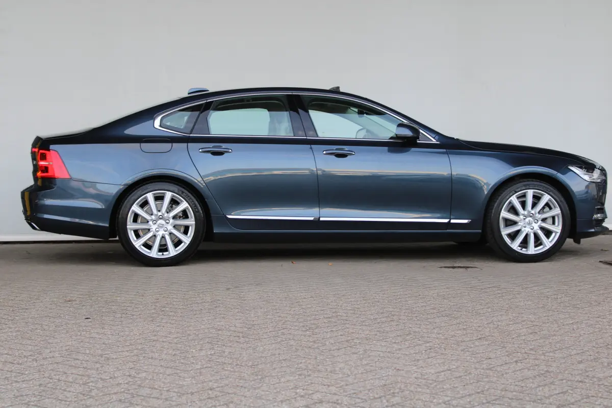 2.0 T8 AWD Inscription | 360°-camera | Achterbank elektrisch neerklapbaar | Achteropkomend verkeer waarschuwing