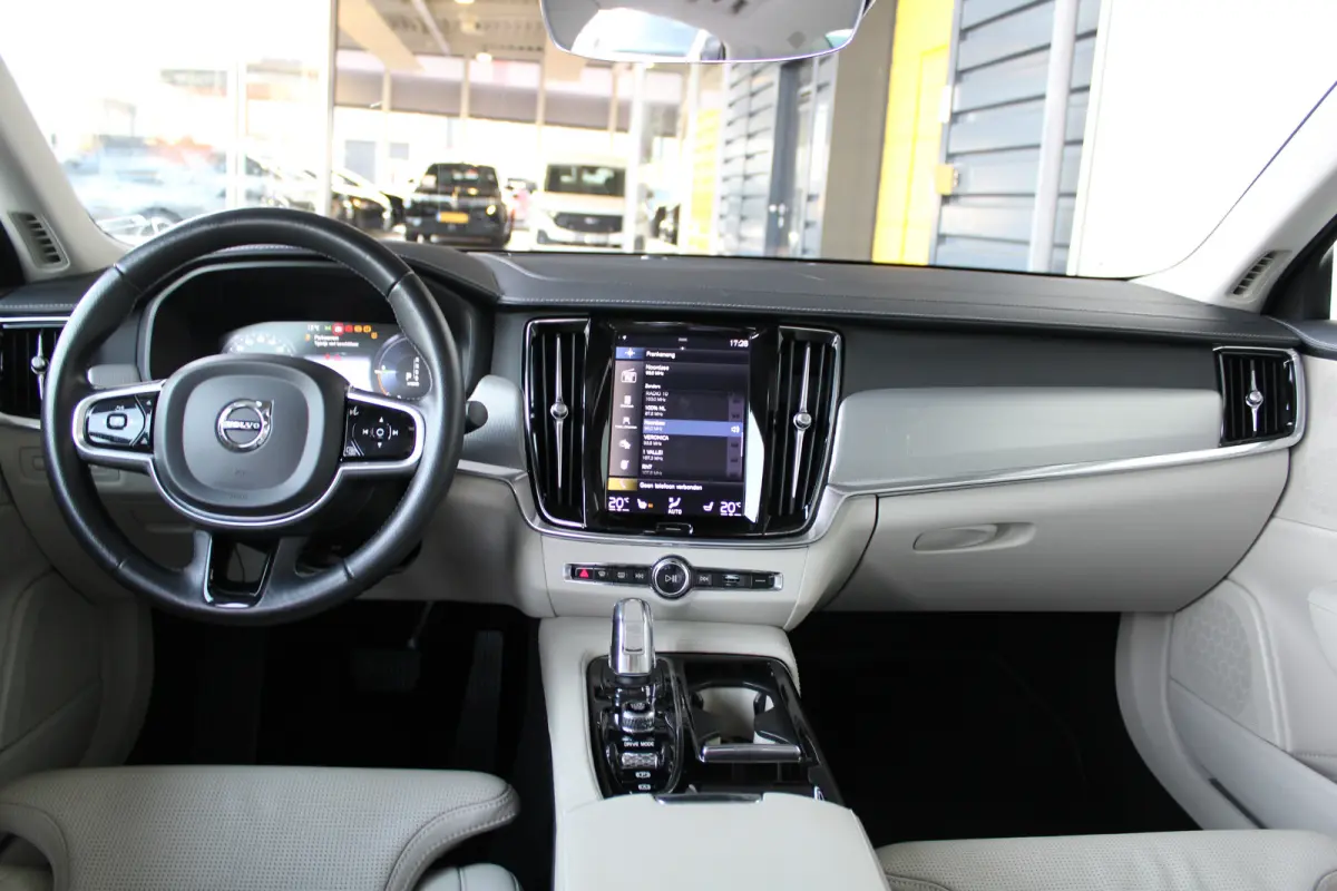 2.0 T8 AWD Inscription | 360°-camera | Achterbank elektrisch neerklapbaar | Achteropkomend verkeer waarschuwing