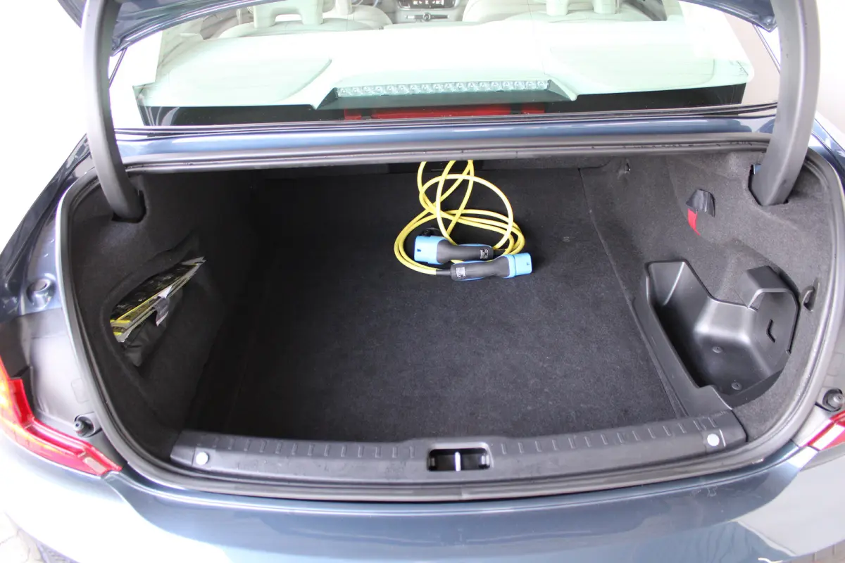 2.0 T8 AWD Inscription | 360°-camera | Achterbank elektrisch neerklapbaar | Achteropkomend verkeer waarschuwing
